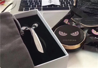 小怪獸氣墊和愛敬哪個好用？小怪獸氣墊分色號嗎？