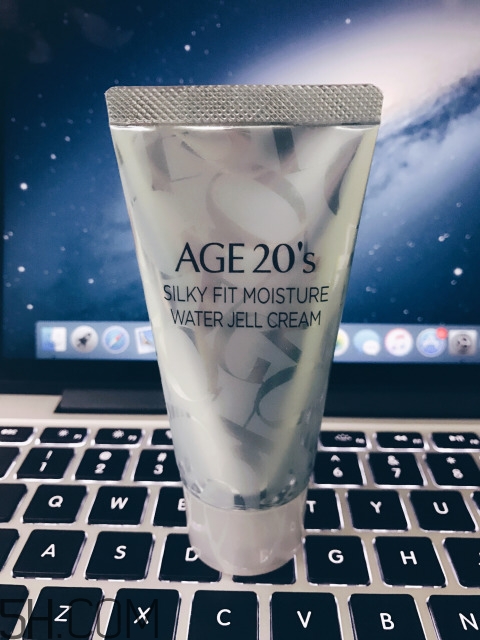 愛敬藍(lán)色氣墊怎么樣？愛敬和vant氣墊對比