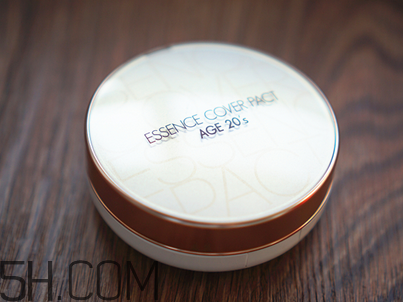 age20s氣墊好用嗎？age20愛(ài)敬水粉霜真假辨別對(duì)比圖