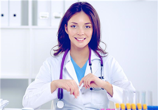 癬可以用酒精消毒嗎？癬可以用紅霉素軟膏嗎？