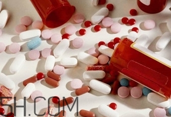 頭孢可以放在奶粉里吃嗎？頭孢可以和感冒藥一起吃嗎