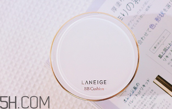 小怪獸氣墊ee霜韓國(guó)賣多少錢？氣墊粉底推薦