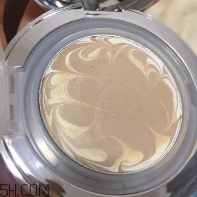 愛敬氣墊色號怎么選 愛敬氣墊的使用方法 愛敬氣墊色號怎么選 愛敬氣墊的使用方法