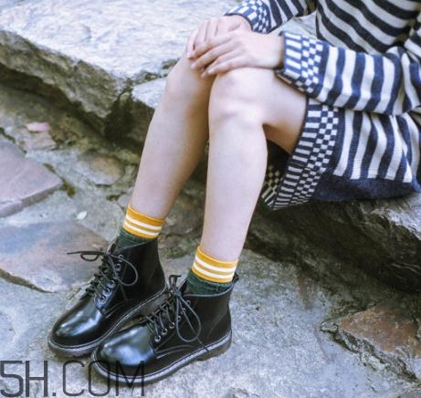 馬丁靴顯腿短嗎？腿短能穿馬丁靴嗎？