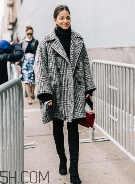 格子大衣搭配什么鞋子？格子大衣搭配鞋子圖片