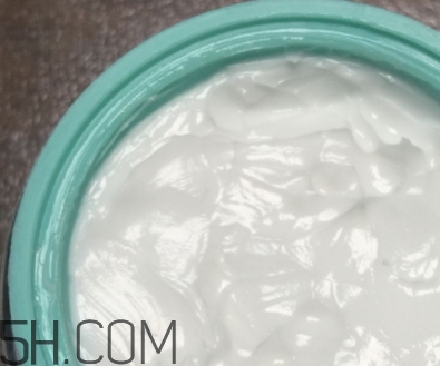 lilia祛斑霜有副作用嗎？lilia祛斑霜有激素嗎？