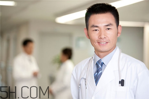 水痘結(jié)痂后還用忌口嗎？水痘怎么護(hù)理？