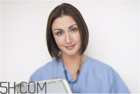 水痘結(jié)痂可以出門嗎？水痘結(jié)痂可以吃雞蛋嗎？