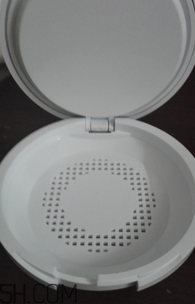 玫珂菲雙效美白粉餅怎么樣_適合干皮嗎 玫珂菲雙效美白粉餅怎么樣_適合干皮嗎