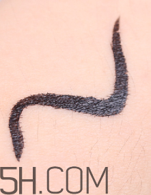 玫珂菲畫(huà)家眼線液怎么樣_產(chǎn)品評(píng)測(cè)