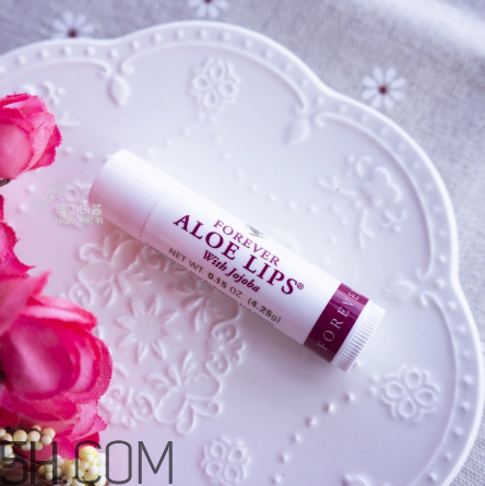 forever aloe lips永恒蘆薈潤唇膏好用嗎 多少錢 forever aloe lips永恒蘆薈潤唇膏好用嗎 多少錢