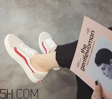 帆布鞋長(zhǎng)霉了怎么處理？帆布鞋發(fā)霉了怎么洗掉？