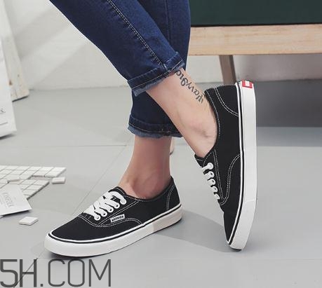 黑色帆布鞋掉色怎么辦？帆布鞋怎么清洗不掉色？