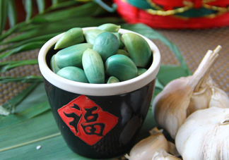 臘八蒜夏天能做嗎？臘八蒜和糖醋蒜的區(qū)別