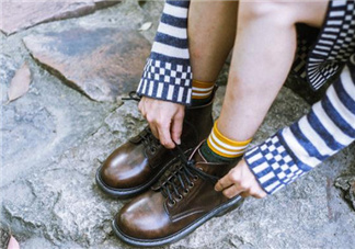 馬丁靴顯腿短嗎？腿短能穿馬丁靴嗎？