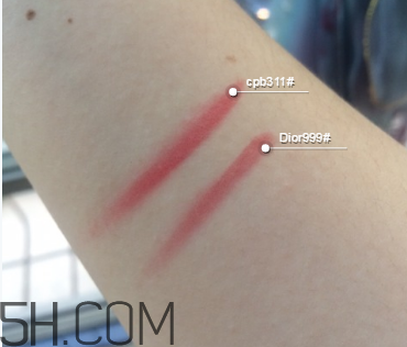 迪奧999和cpb311哪個好看？cpb奢華艷光唇膏價格多少錢？