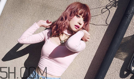 用粉底液之前用什么打底？粉底棒和粉底液的區(qū)別