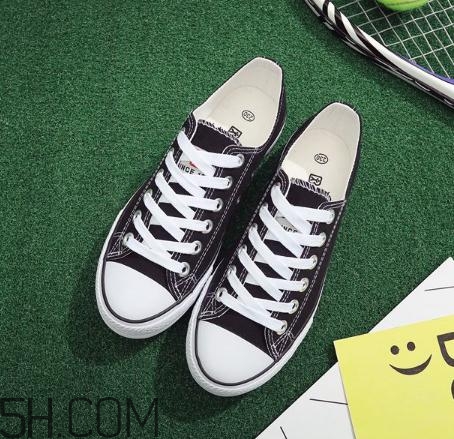 帆布鞋鞋底什么材質(zhì)好？帆布鞋什么鞋底防滑？