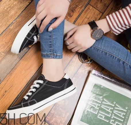 帆布鞋太硬怎么辦？帆布鞋太硬怎么軟化？