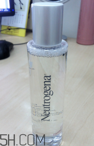 露得清保濕亮膚液怎么樣？露得清保濕亮膚液好用嗎？