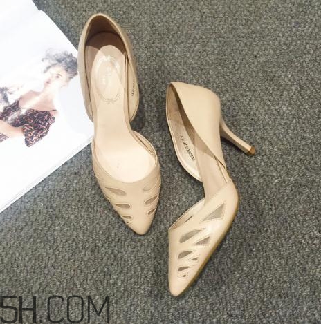 千百度女鞋什么檔次？千百度鞋子質(zhì)量好嗎？