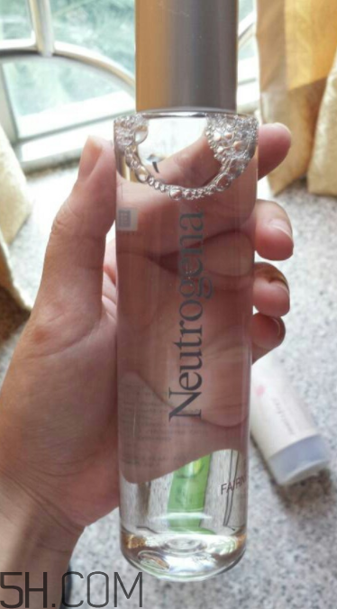 露得清保濕亮膚液怎么樣？露得清保濕亮膚液好用嗎？