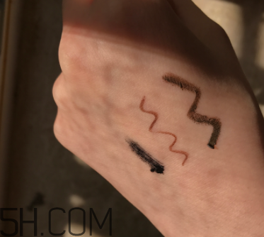 露得清卸妝水好用嗎？露得清卸妝水怎么樣？