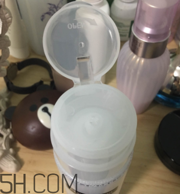 露得清卸妝水好用嗎？露得清卸妝水怎么樣？