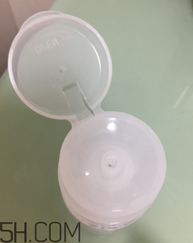 露得清卸妝水怎么用？露得清卸妝水多少錢？