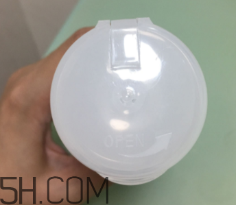 露得清卸妝水怎么用？露得清卸妝水多少錢？