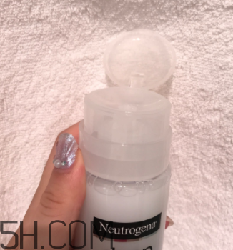 露得清卸妝水怎么用？露得清卸妝水多少錢？