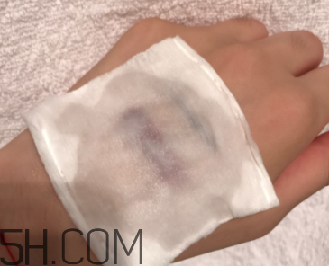 露得清卸妝水怎么用？露得清卸妝水多少錢？