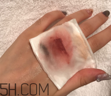 露得清卸妝水怎么用？露得清卸妝水多少錢？