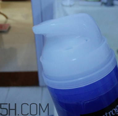 露得清洗卸潔顏露怎么樣？露得清洗卸露能卸干凈嗎？