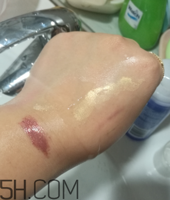 露得清洗卸潔顏露怎么樣？露得清洗卸露能卸干凈嗎？