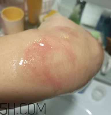 露得清洗卸潔顏露怎么樣？露得清洗卸露能卸干凈嗎？