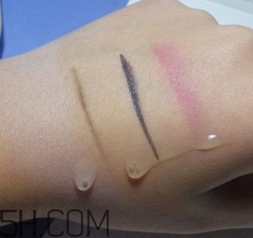 露得清洗卸潔顏露怎么樣？露得清洗卸露能卸干凈嗎？