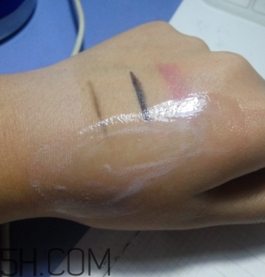 露得清洗卸潔顏露怎么樣？露得清洗卸露能卸干凈嗎？