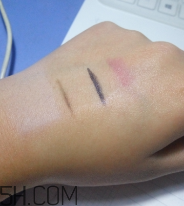 露得清洗卸潔顏露怎么樣？露得清洗卸露能卸干凈嗎？