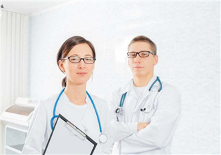 紅眼病是什么感染引起的？紅眼病是上火引起的嗎？