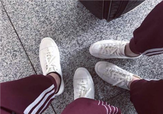 帆布鞋鞋底發(fā)黃怎么辦？帆布鞋鞋底怎么洗白？