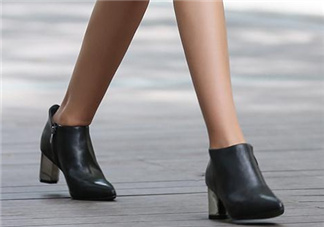 tata鞋子產(chǎn)地在哪里？他她的鞋子尺碼偏大嗎？