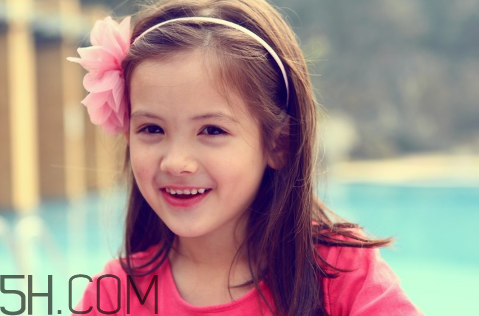 多大可以用洗面奶？用清水洗臉好還是用洗面奶好？