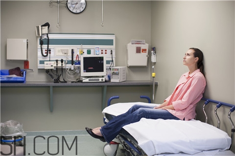 紅眼病可以用紅霉素軟膏嗎？紅眼病可以用哪些藥膏？