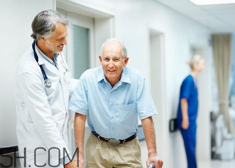 紅眼病可以用紅霉素軟膏嗎？紅眼病可以用哪些藥膏？