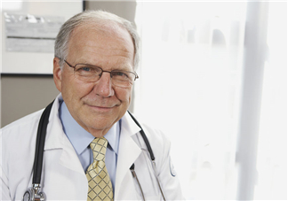 紅眼病用熱毛巾敷嗎？紅眼病用尿洗正確嗎？