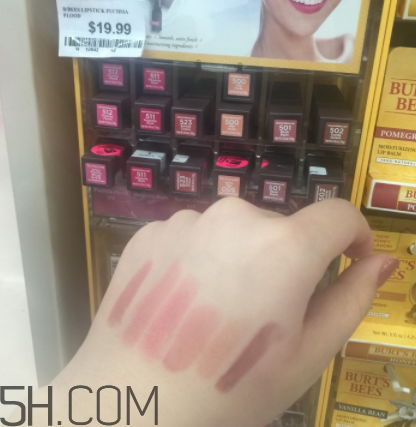 小蜜蜂有色唇膏孕婦可以用嗎？小蜜蜂有色唇膏好用嗎？