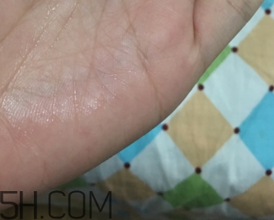 瑪茜化妝品好用嗎？瑪茜化妝品好用嗎