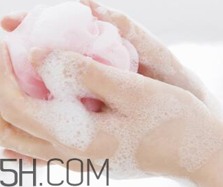 小蜜蜂寶寶洗發(fā)露怎么樣？小蜜蜂寶寶洗發(fā)露好用嗎？