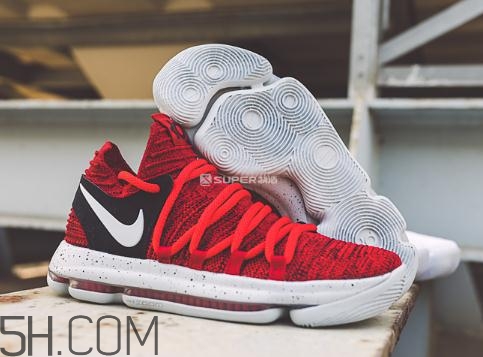 籃球鞋鞋底硬怎么辦？籃球鞋什么底最耐磨？